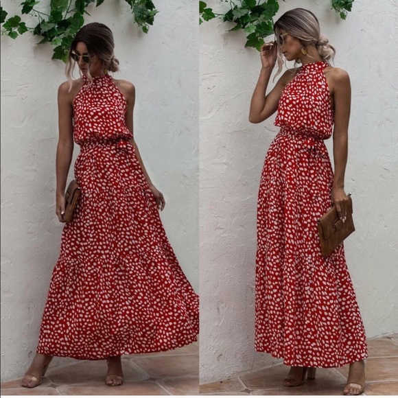 Dresses & Skirts - Boho floral halter maxi dress